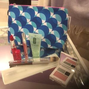 Clinique make up bundle!